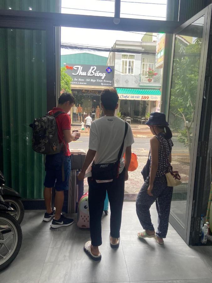 Nha Nghi Duy Tan Motel 140 Nguyen Du 0353007568 꽝응아이 외부 사진