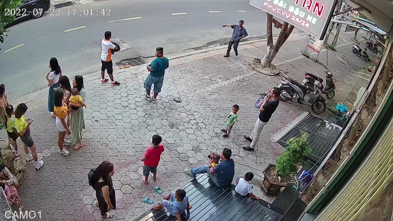 Nha Nghi Duy Tan Motel 140 Nguyen Du 0353007568 꽝응아이 외부 사진